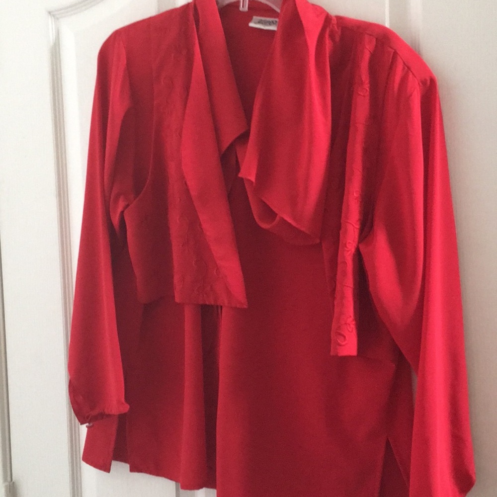 FINAL MARKDOWN LADIES Yves st Clair blouse 14
